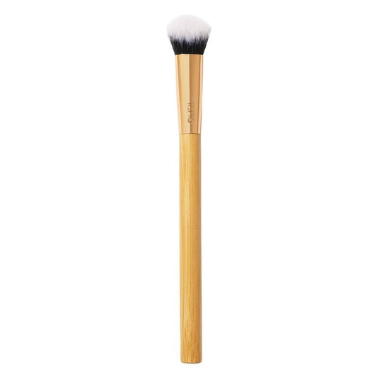 Pro-Artist Angled Paw Brush: Precision Complexion Blender