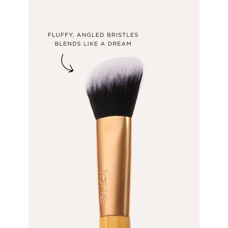 Pro-Artist Angled Paw Brush: Precision Complexion Blender